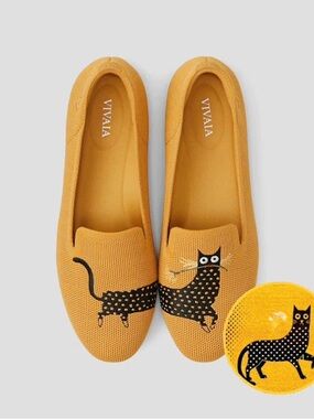 Vivaia Audrey Ginger Yellow Dot Cat Embroidered Loafers (Sz EU 40) NIB